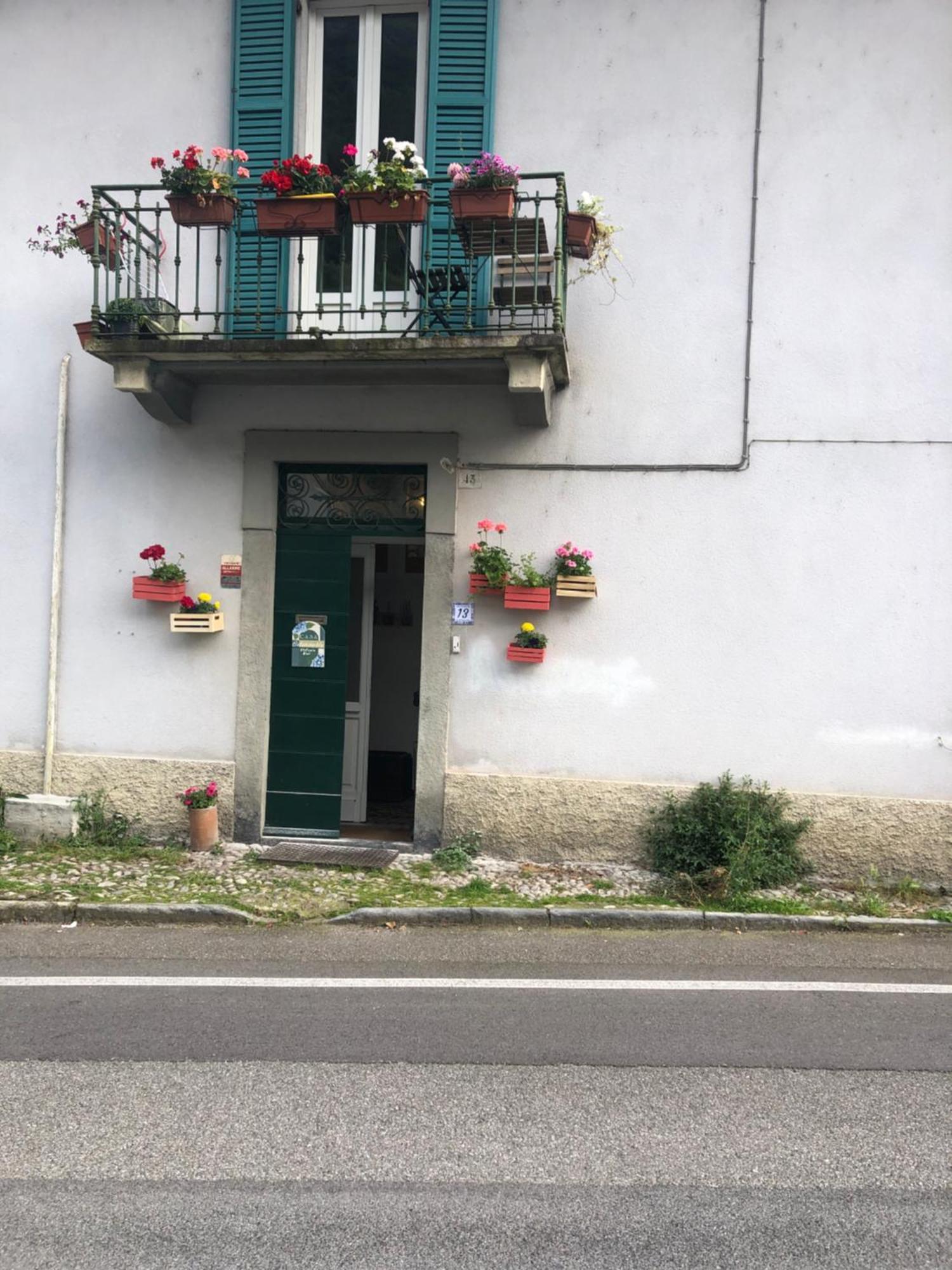Casa Ortensia Blu Maslianico ภายนอก รูปภาพ